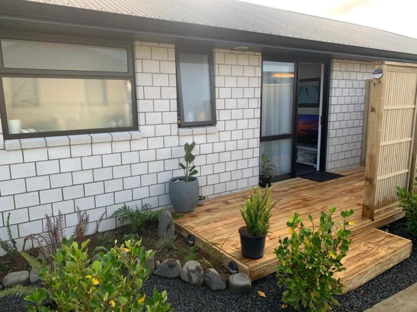 Hall Street Haven Te Awamutu Buitenkant foto