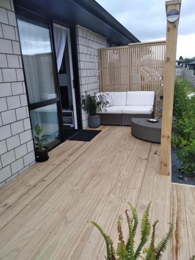 Hall Street Haven Te Awamutu Buitenkant foto